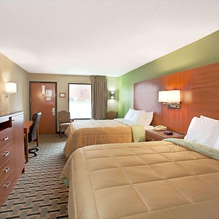Days Inn Conover/Hickory Екстер'єр фото